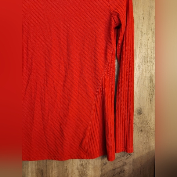 Athleta Essence Ribbed Red Lightweight Turtleneck Long Sleeve Shirt Size 2XS - Picture 5 of 7